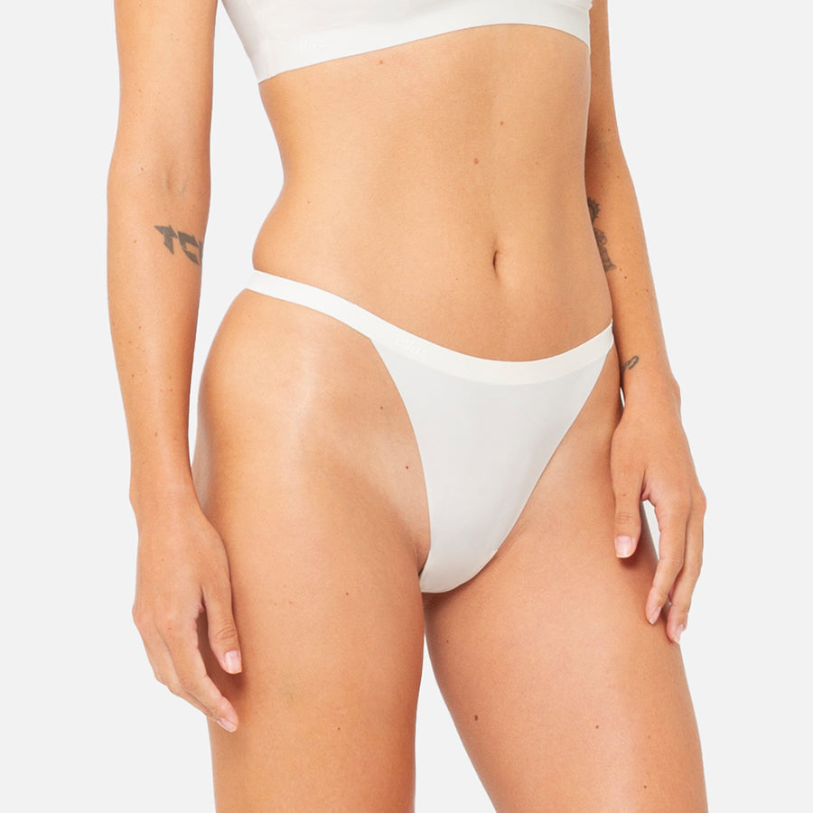 Seamless G string thong Latte