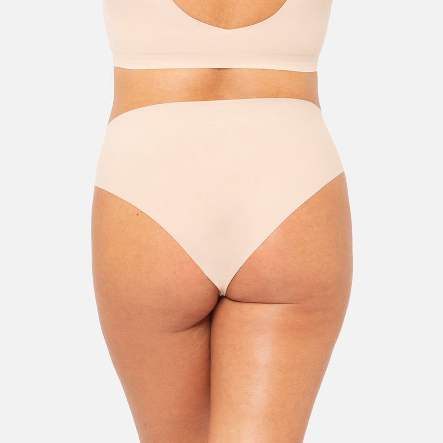 Seamless bikini Nude