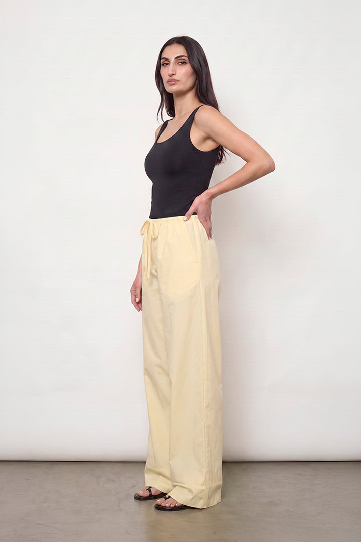 Contour Scoop Top