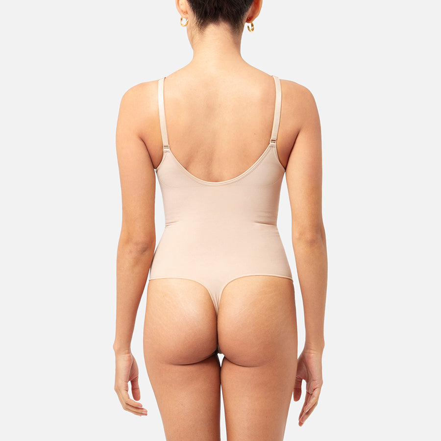 SculptingBodysuit de espaldas en color Nude