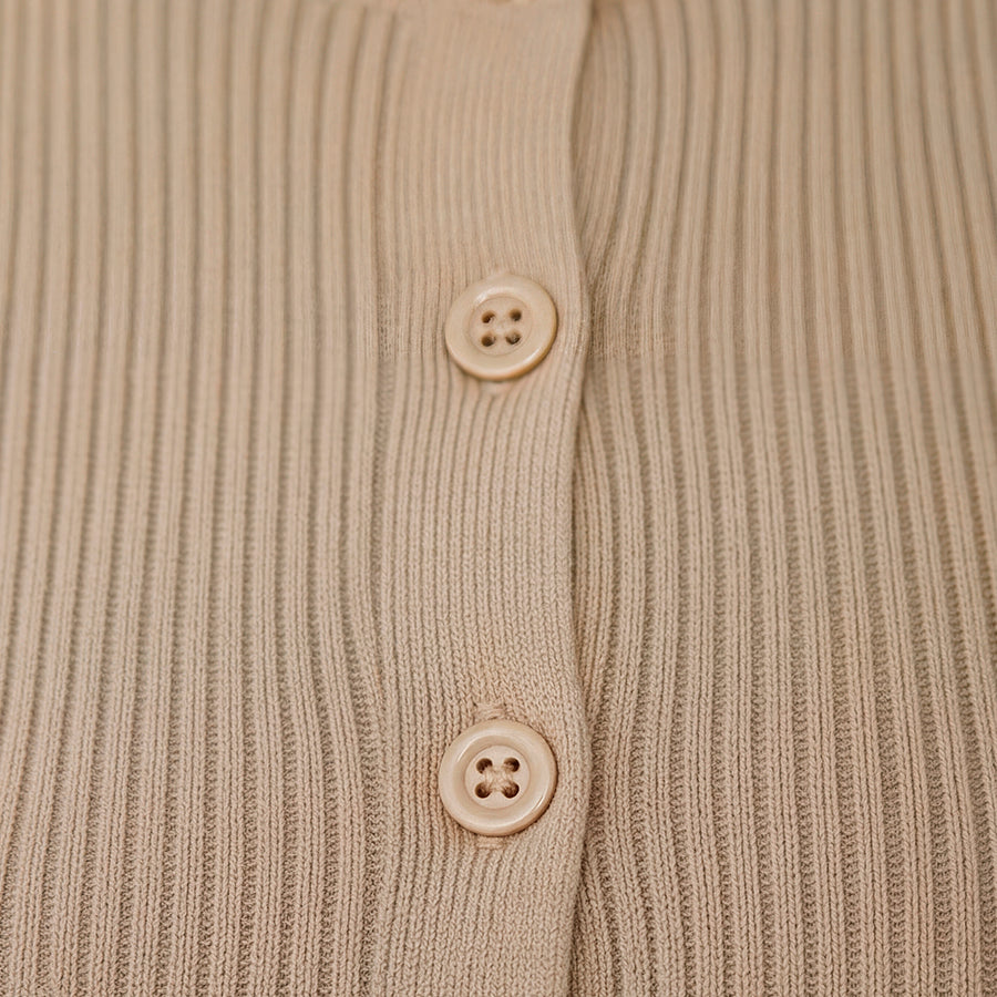 SET | Chaleco de Botones & Pants Light Knitwear