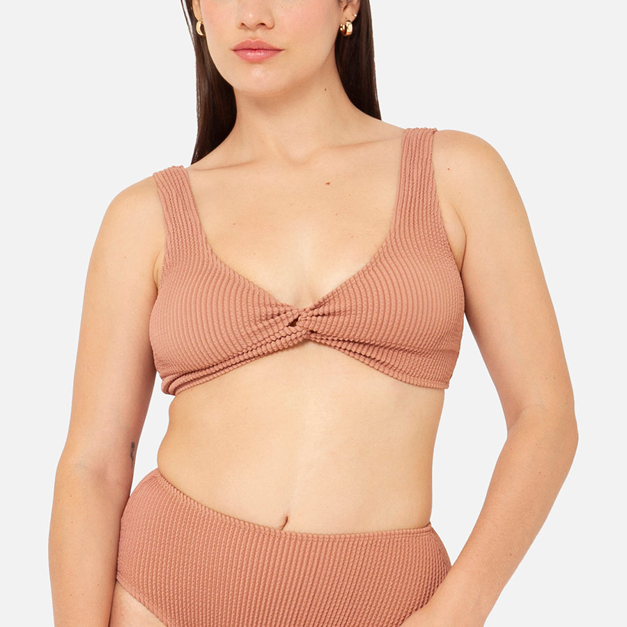 Twist Bikini Top Frente Brown