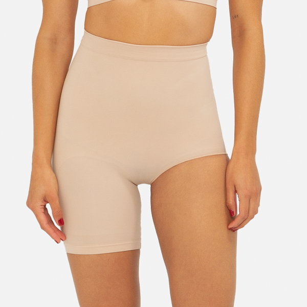 Detalle producto de las fajas mujer short pierna izquierda - ellaz Nude