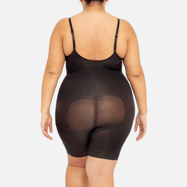 Mujer con faja de maternidad bodysuit short color negro - ellaz Black 