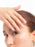 Modelo con esmalte uñas peptobismol pink - Peptobismol Pink - ellaz